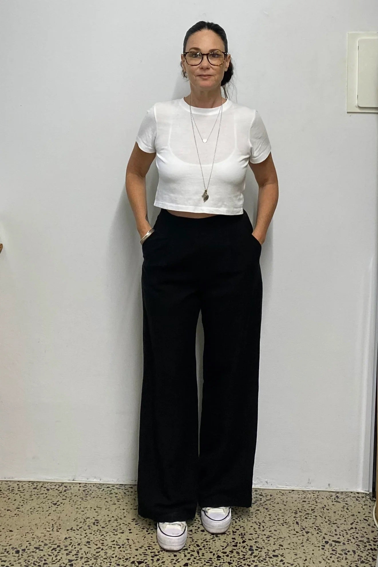 Black line high cut tailored pants 